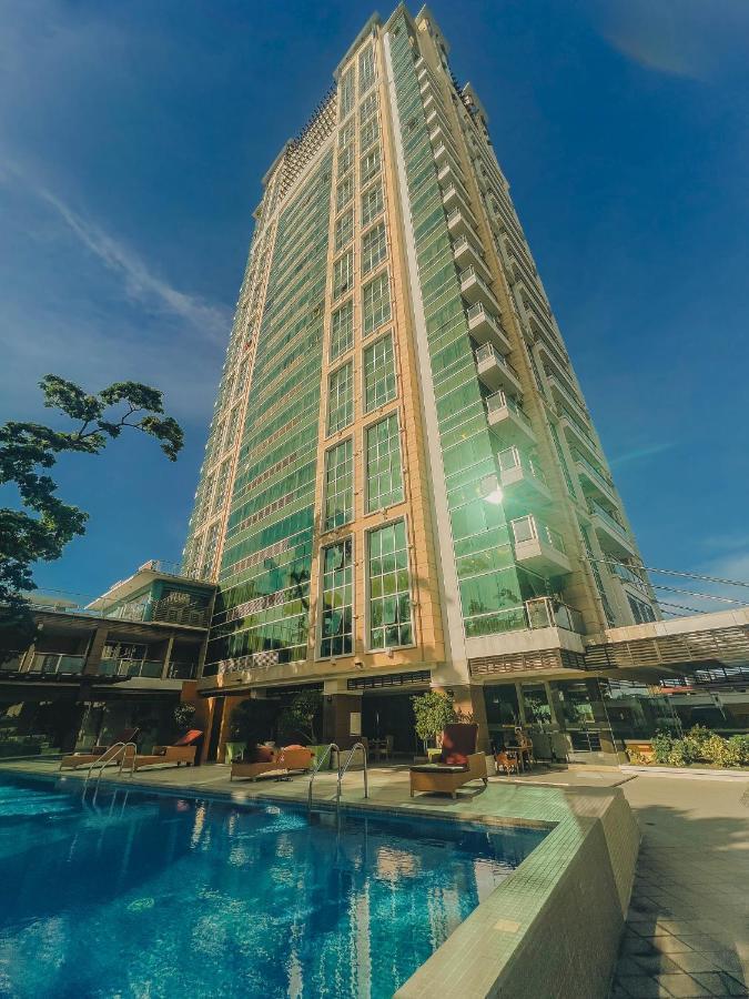 Ayala Mall 10Mins Walk Cebu City Apartment & Pool Exterior photo